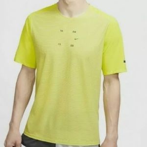 Mens Nike Tech Small Hybrid Short Sleeve T-Shirt